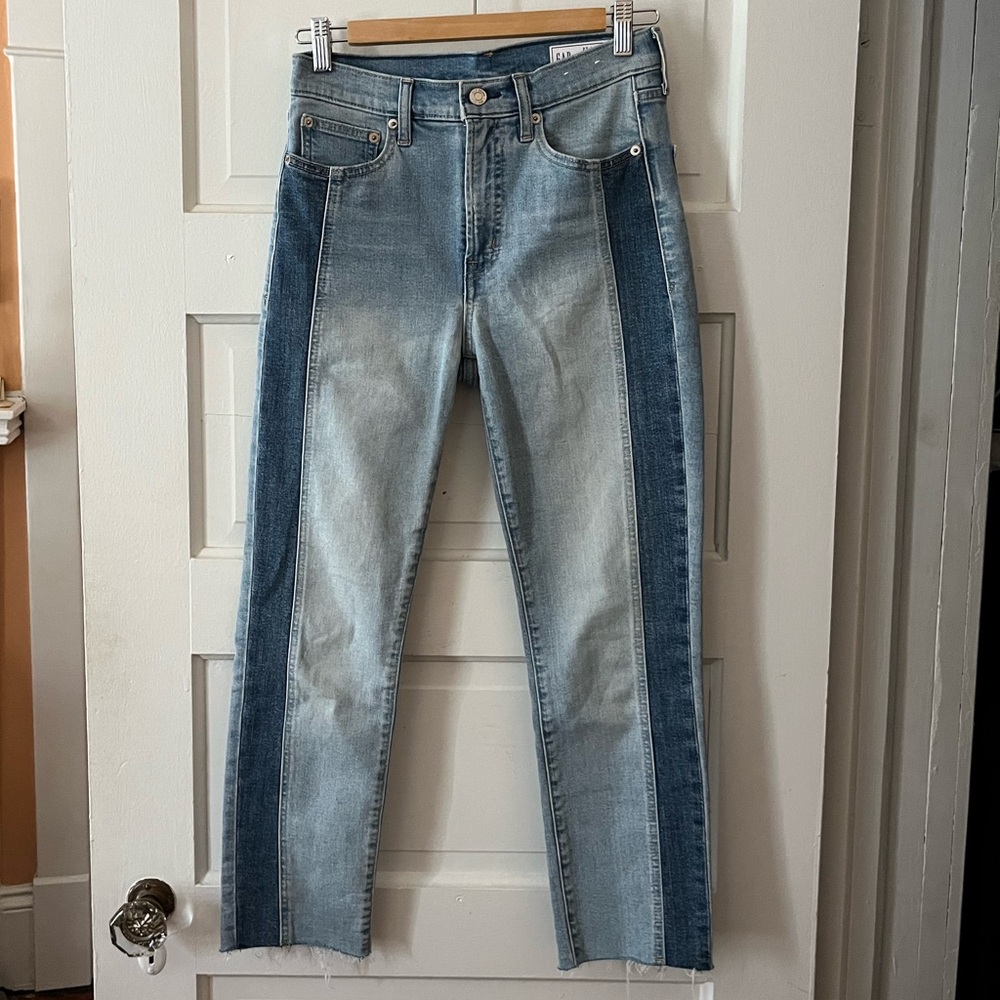 GAP PETITE 27 Straight Leg Jeans in Light & Dark Blue “Vintage Slim High Rise”